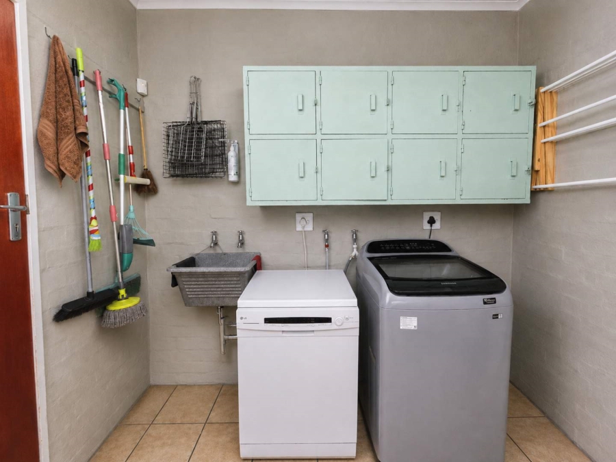 2 Bedroom Property for Sale in Heuwelsig Free State